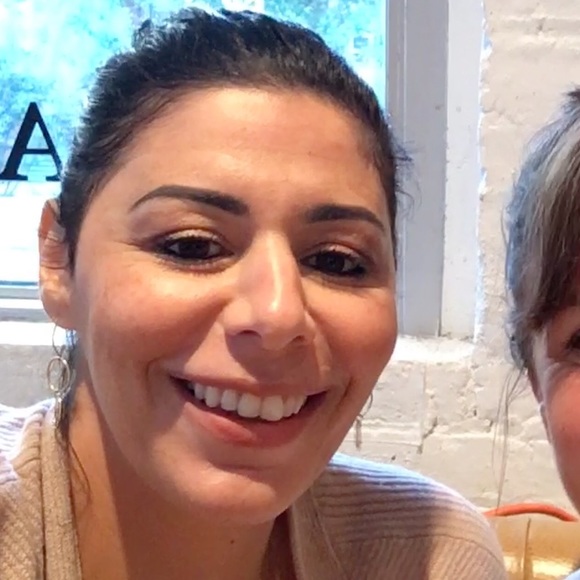 Meet your Posher, Julia d - Picture 1 of 1